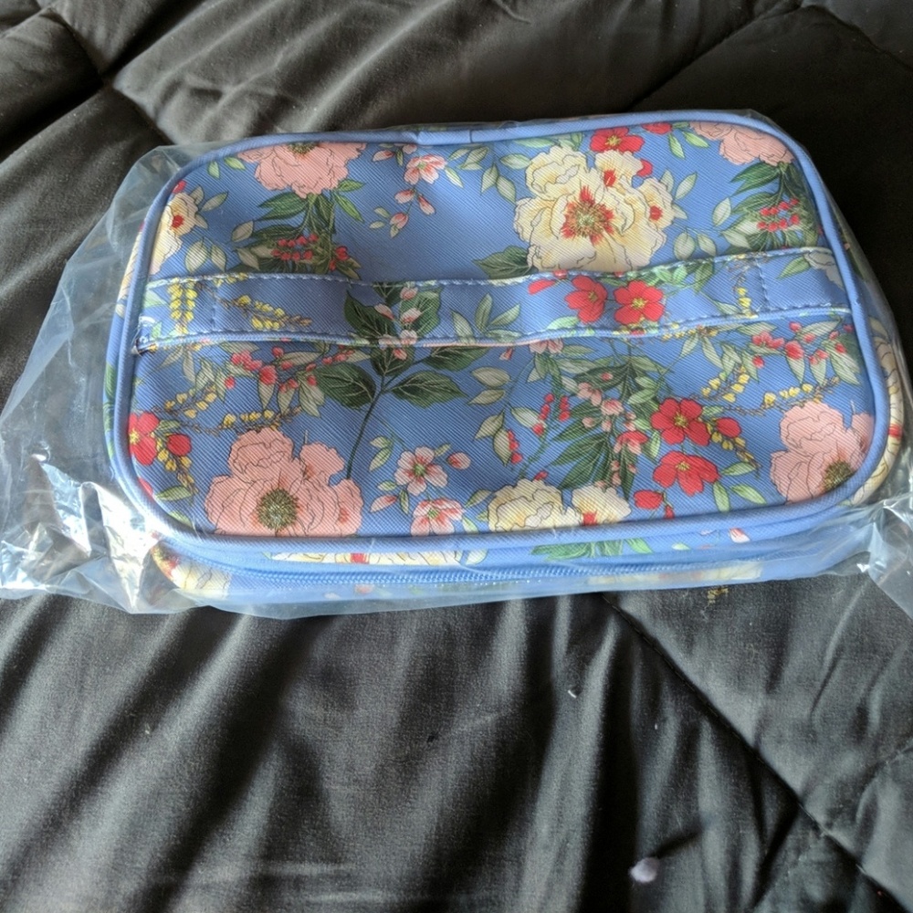 Yumi kim makeup case